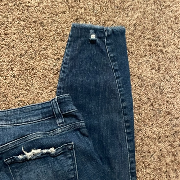 Kancan Medium Wash  Mid Rise Ankle Skinny Jeans Size 27 - Picture 7 of 10